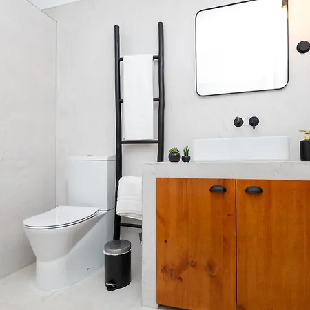 Ribeira D'ilhas Shelter Hébergement de vacances Santo Isidoro